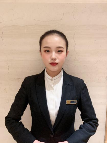 以微笑点亮服务之光 记我校酒店管理专业优秀毕业生李晴